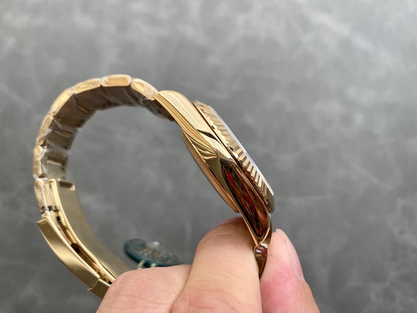 激安ロレックス内部構造